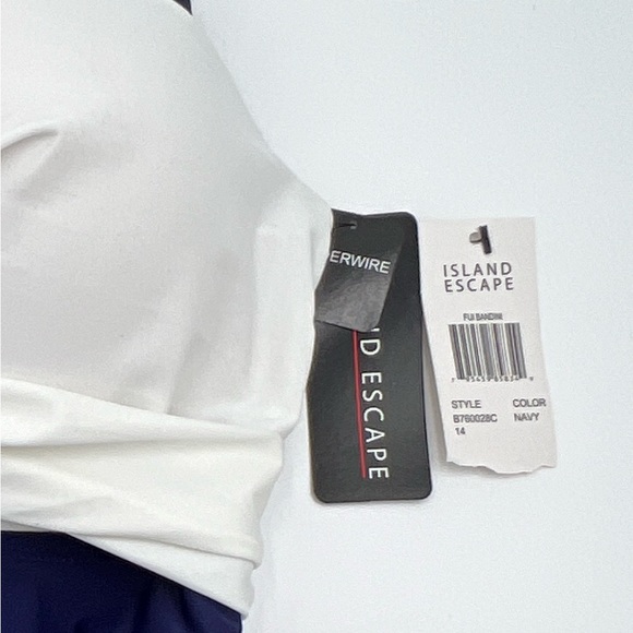 ISLAND ESCAPE - Fuji Tankini - Picture 7 of 7